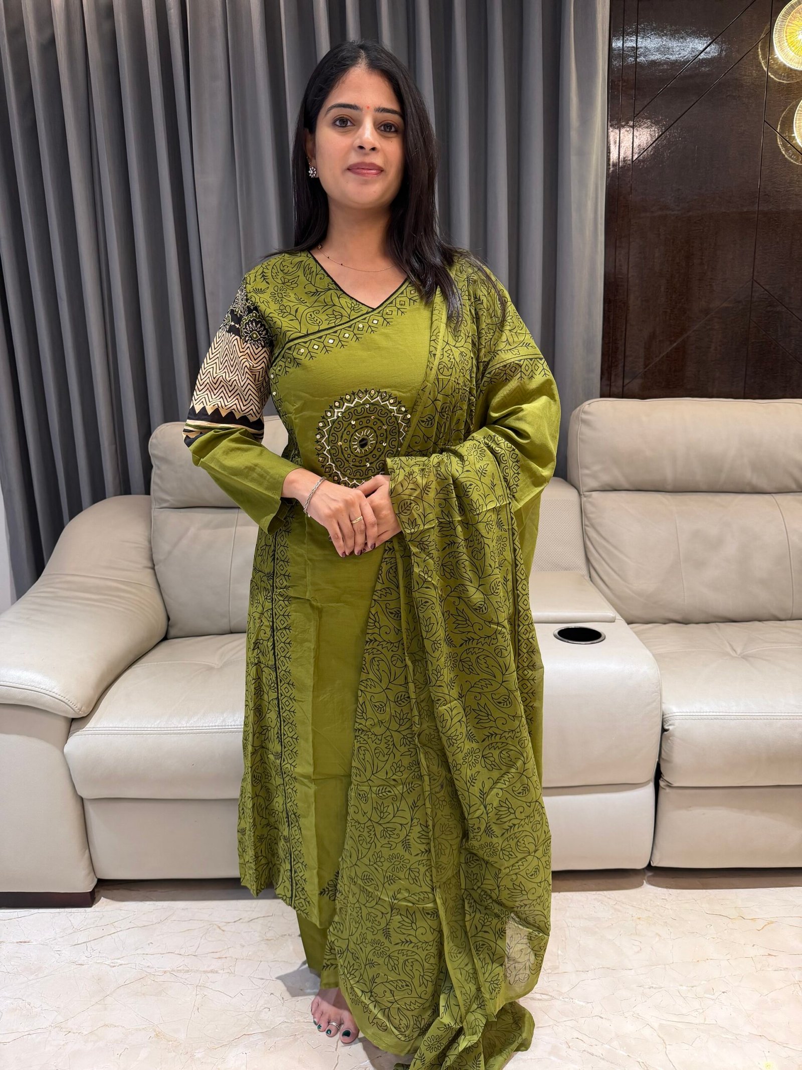 img_4920 GW73 - Image 1